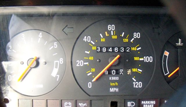 1986 Volvo 240 DL - photo 11