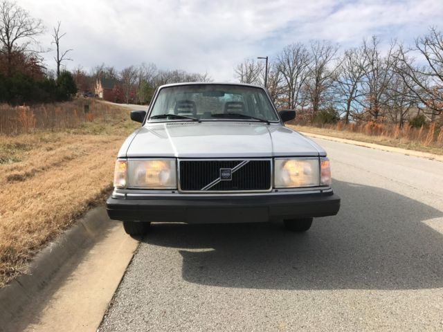 1986 Volvo 240 - photo 6