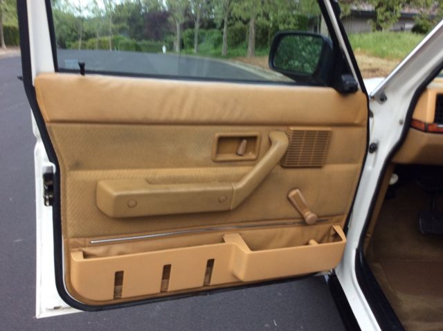 1986 Volvo 240 - photo 12