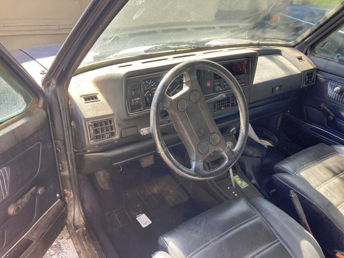 1986 Volkswagen Cabriolet - photo 2