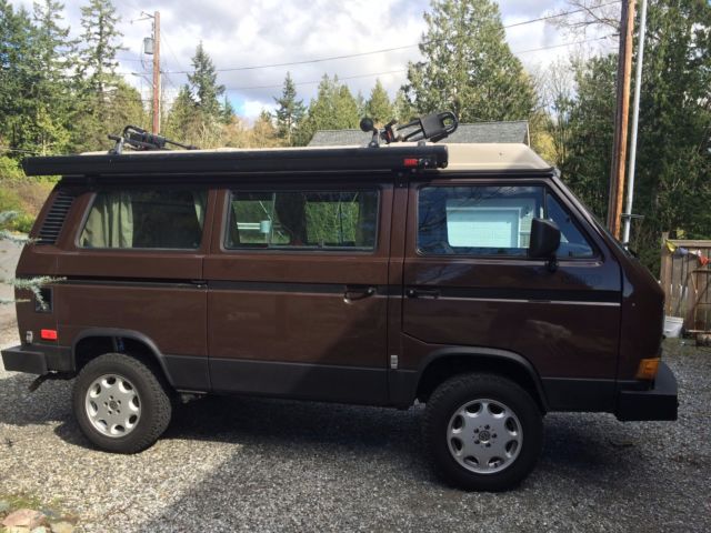 1986 VW Synchro Weekender 1986 Volkswagen Bus/Vanagon Wolfsburg Weekender