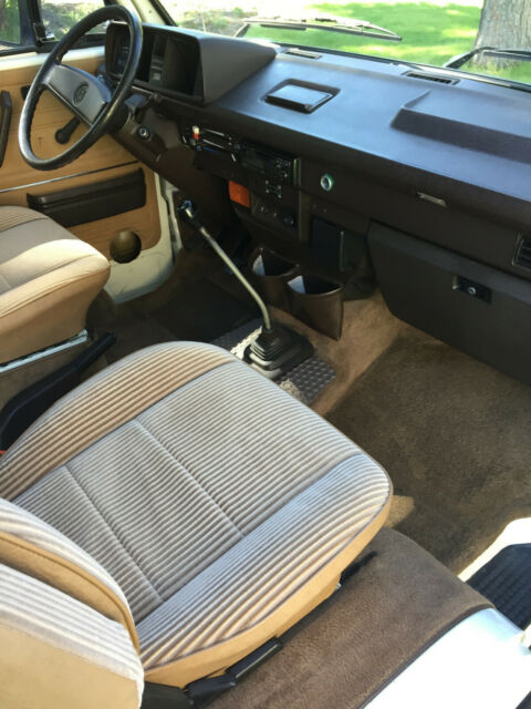 1986 Volkswagen Bus/Vanagon Syncro Westfalia Weekender Wolfsburg - photo 12
