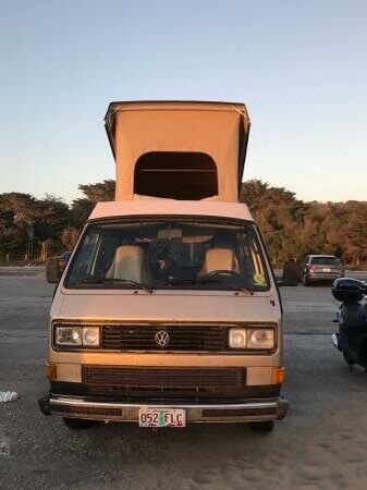 1986 Westfalia Vanagon Weekender 1986 Volkswagen Bus/Vanagon Wolfsburg
