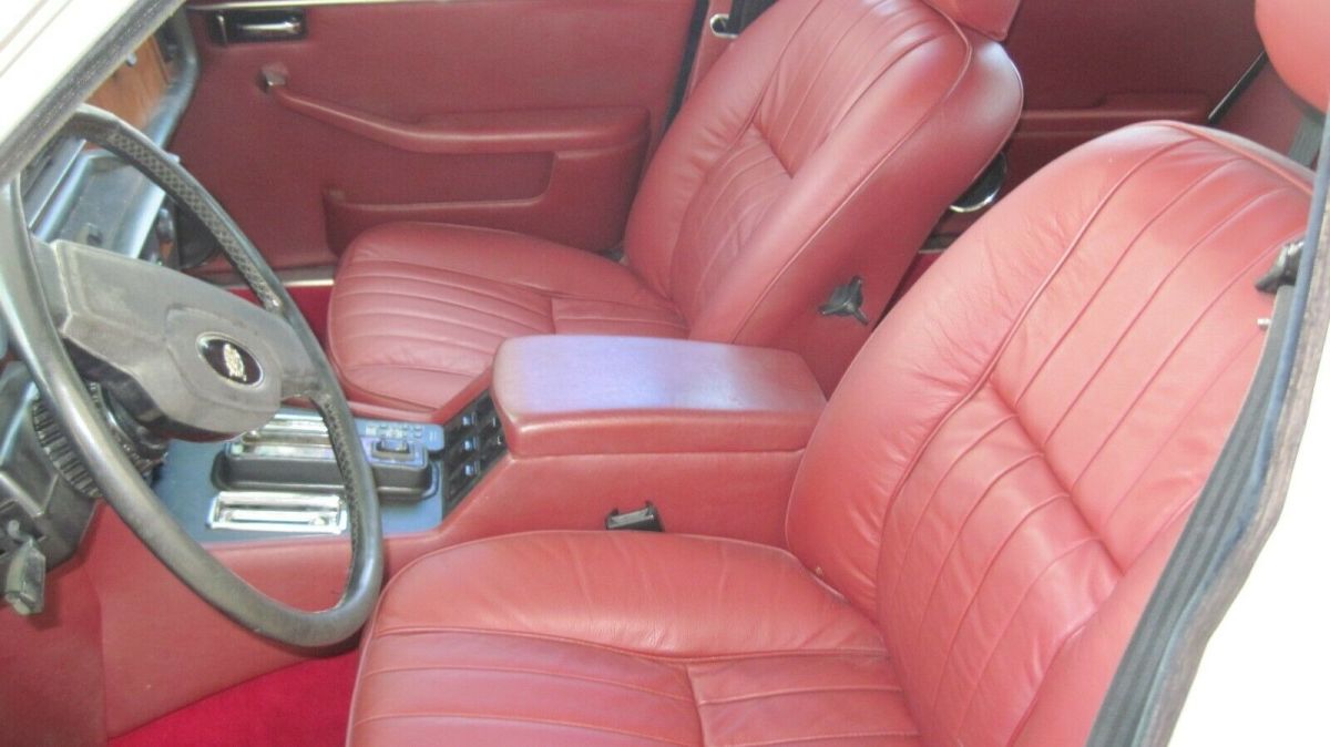 1986 Jaguar XJ6 Base - photo 3