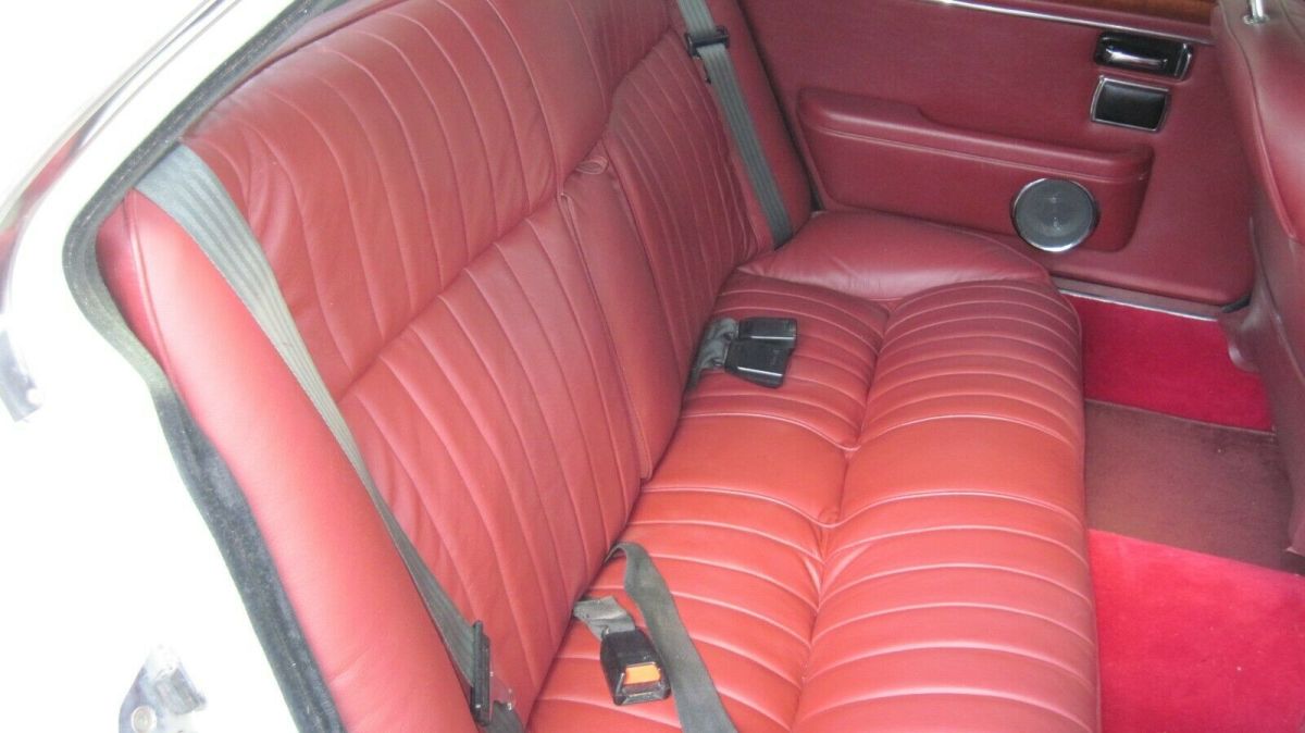 1986 Jaguar XJ6 Base - photo 4