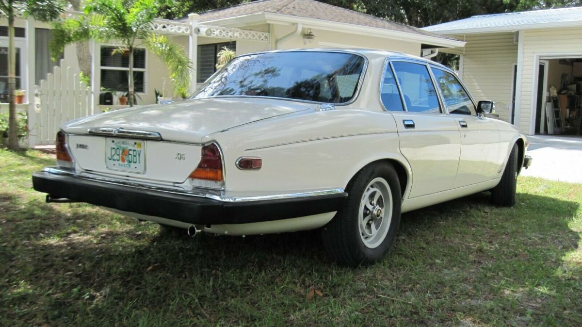 1986 Jaguar XJ6 Base - photo 7