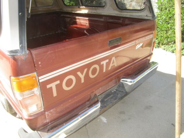 1986 Toyota Pickup tubro trim - photo 4