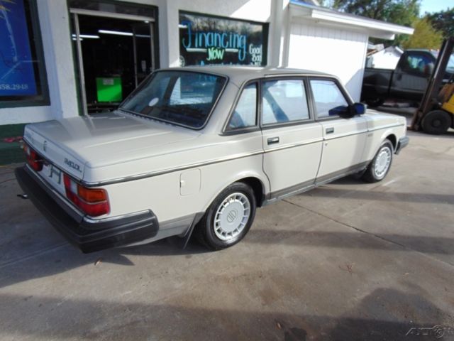 1987 Volvo 240 DL - photo 6