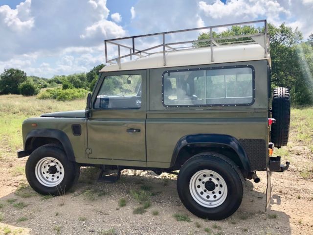 1987 Land Rover Defender