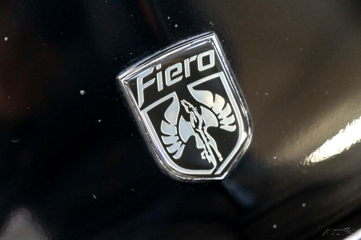 1987 Pontiac Fiero 2dr Coupe - photo 2
