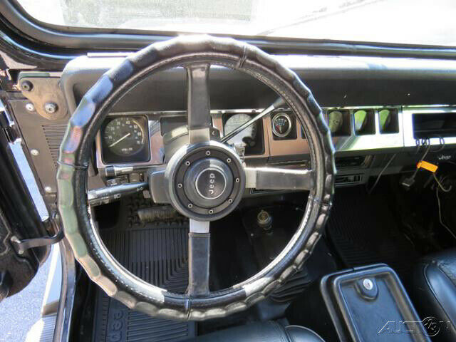 1987 Jeep Wrangler 2dr Laredo Model - photo 10