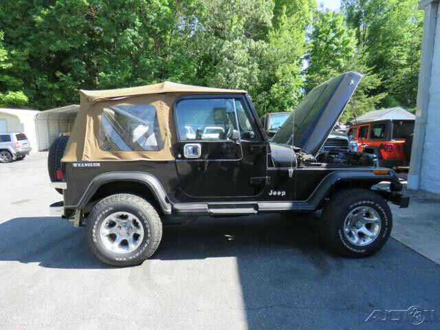 1987 Jeep Wrangler 2dr Laredo Model - photo 6