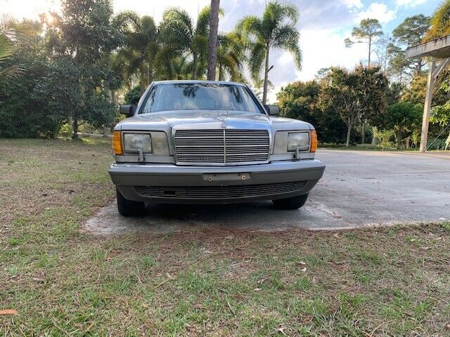 1987 Mercedes-Benz 300-Series Sedan - photo 2