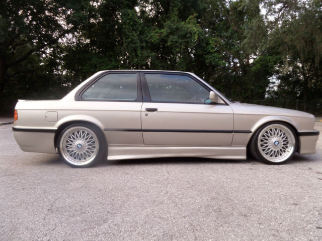 1987 325is E30 Coupe Custom 1987 BMW 3-Series