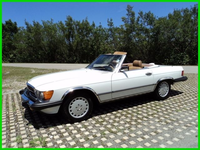 1987 560 SL Carfax certified Excellent condition Soft and hard tops Super clean 1987 Mercedes-Benz 500-Series 2 Dr Convertible