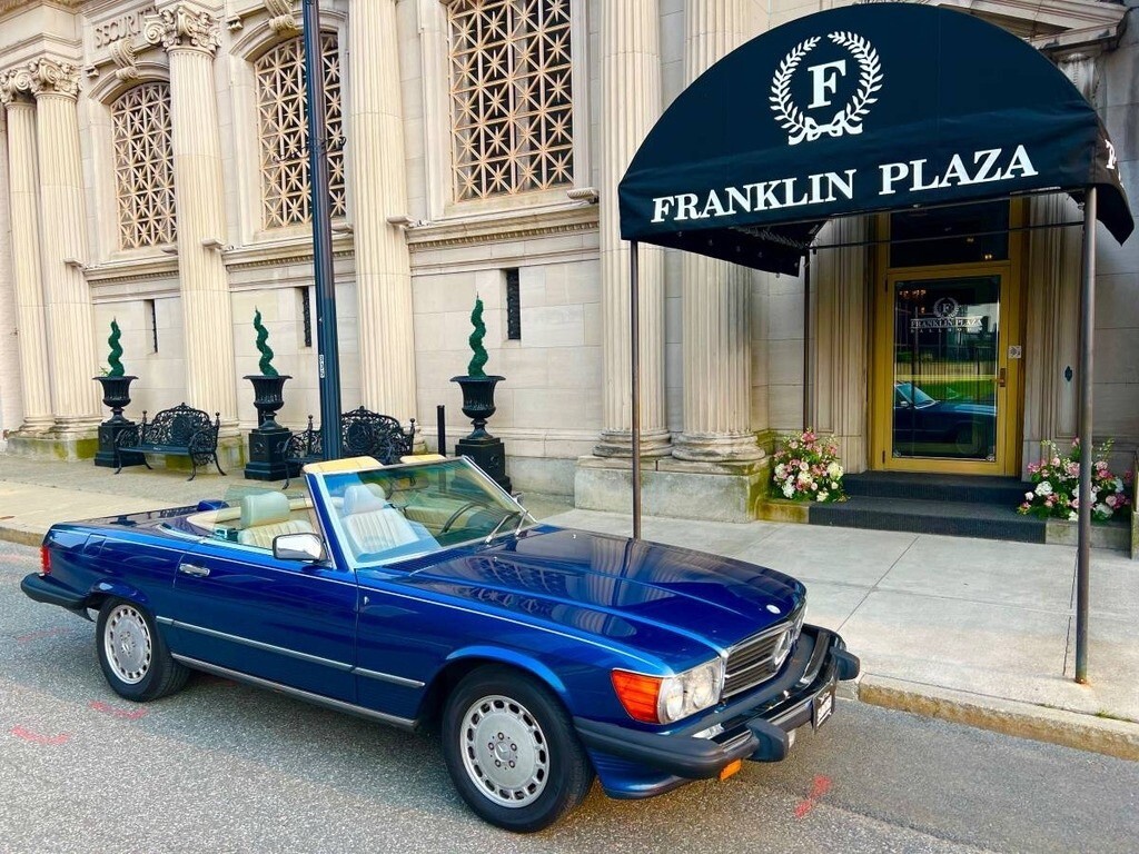 1987 Mercedes-Benz 500-Series 560 SL 2dr Convertible Stock Number 2222584 - photo 4