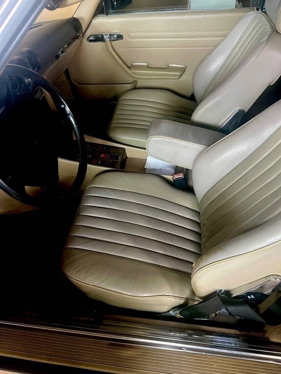 1987 Mercedes-Benz 500-Series 560 SL 2dr Convertible Stock Number 2222584 - photo 6