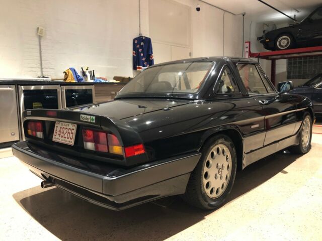 1987 Alfa Romeo Spider Quadrafoglio - photo 4
