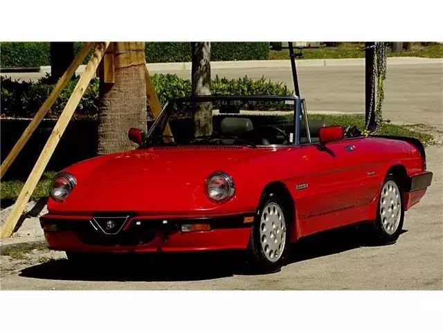 1987 ALFA ROMEO SPIDER QUADRIFOGLIO CONVERTIBLE 5 SPEED BOTH HARD AND SOFT TOPS 1987 Alfa Romeo Spider FACTORY