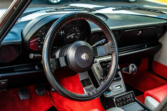 1987 Alfa Romeo Spider Quadrifoglio - photo 7