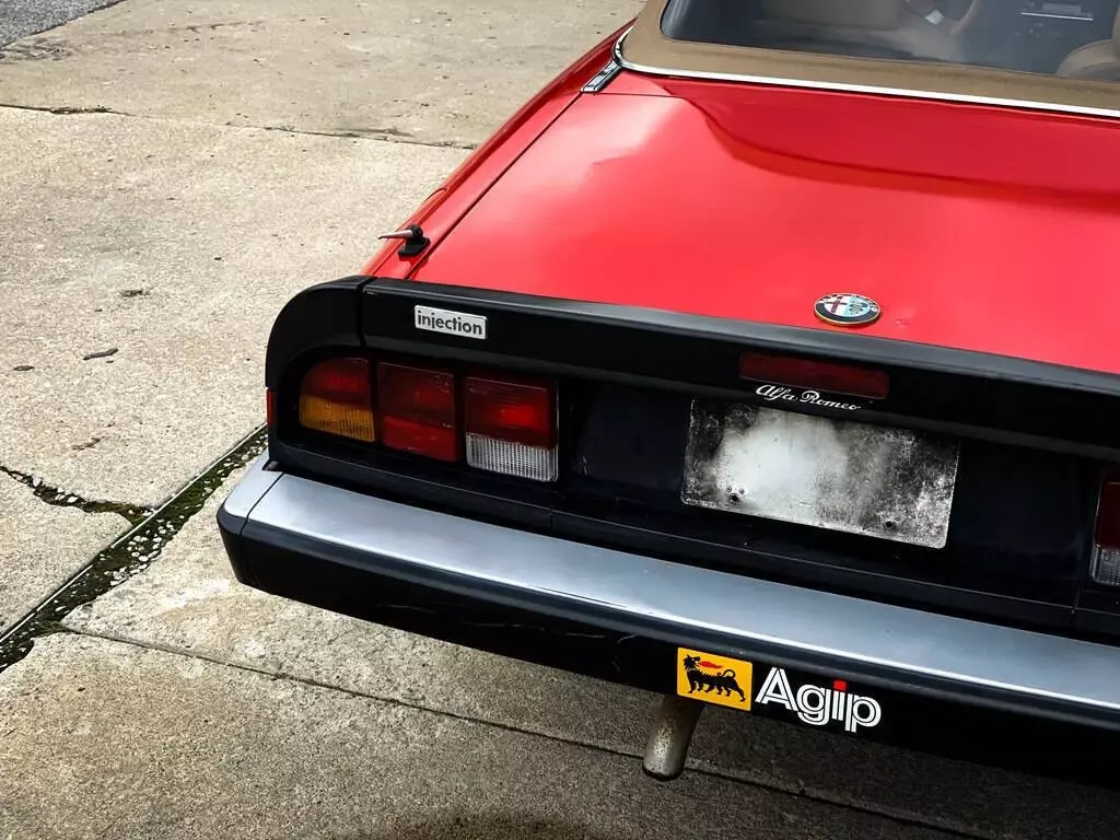 1987 Alfa Romeo Spider Graduate 2dr Convertible - photo 10