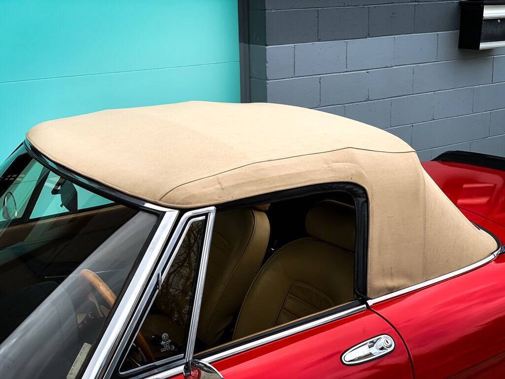 1987 Alfa Romeo Spider Graduate 2dr Convertible - photo 12
