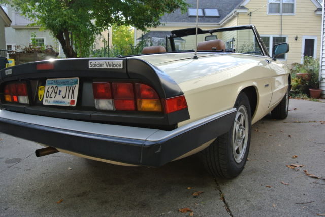 1987 Alfa Romeo Spider Veloce - photo 2