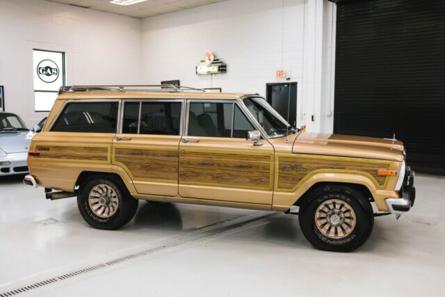 1987 AMC Grand Wagoneer -- - photo 8