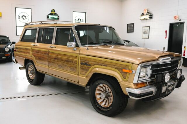 1987 AMC Grand Wagoneer -- - photo 9