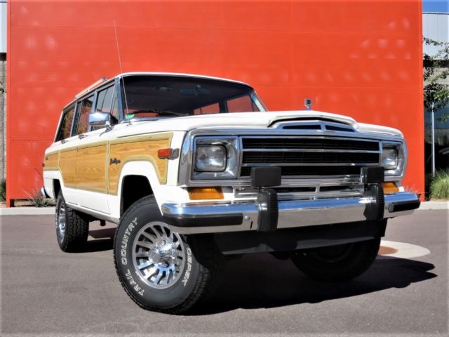1987 Jeep Wagoneer GRAND WAGONEER