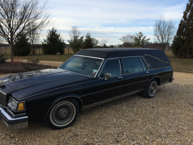 1987 Buick LeSabre Hearse - photo 2