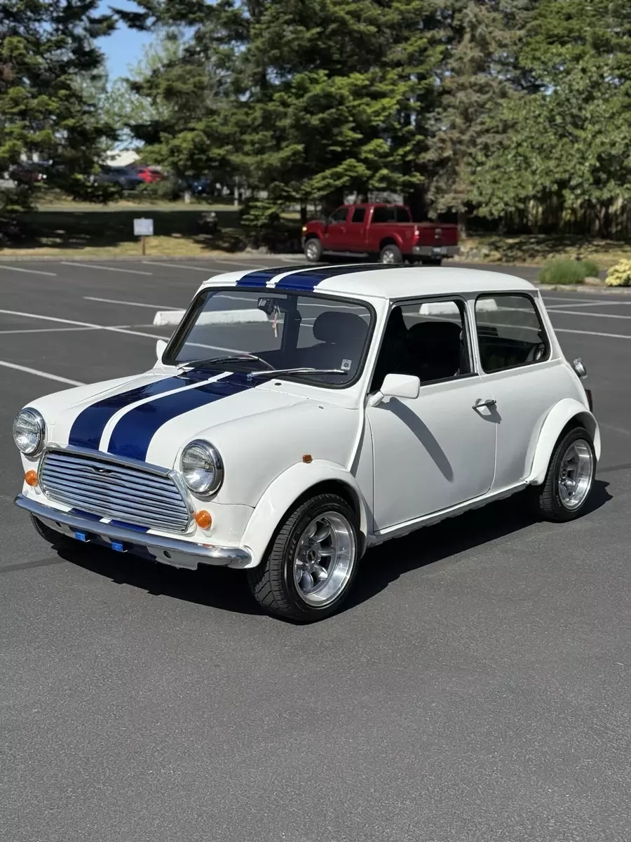1987 Austin Classic Mini White 1987 Austin Classic Mini