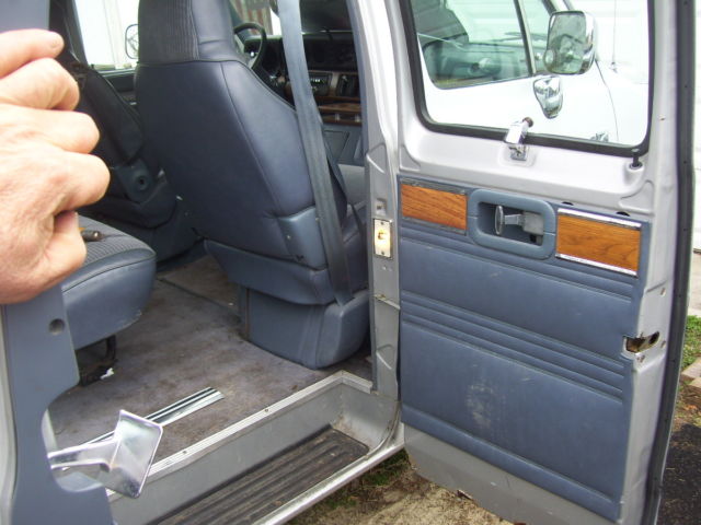 1987 Dodge Ram Van - photo 7
