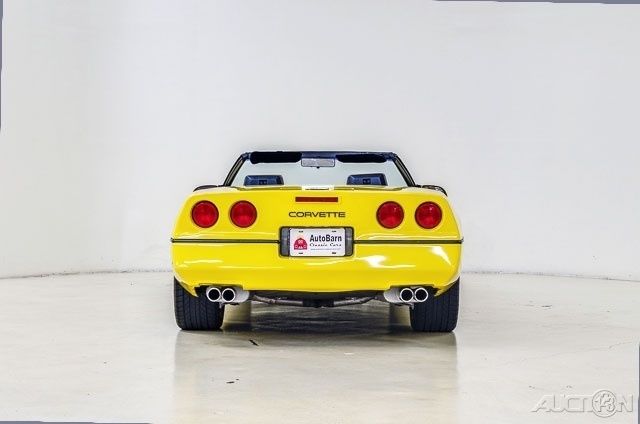 1987 Chevrolet Corvette Base 2dr Convertible - photo 7