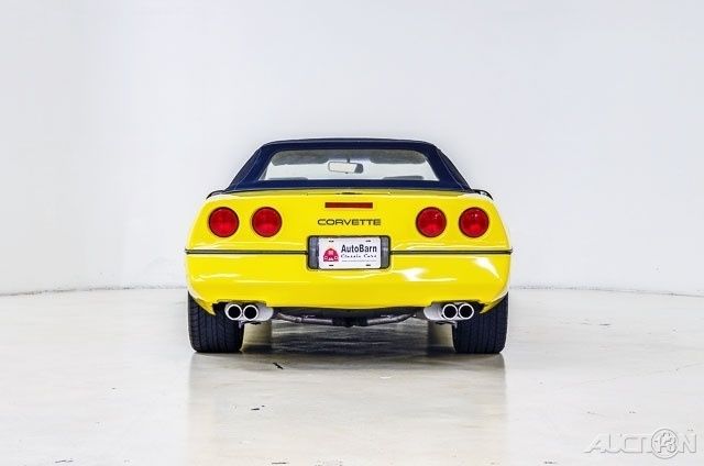 1987 Chevrolet Corvette Base 2dr Convertible - photo 8