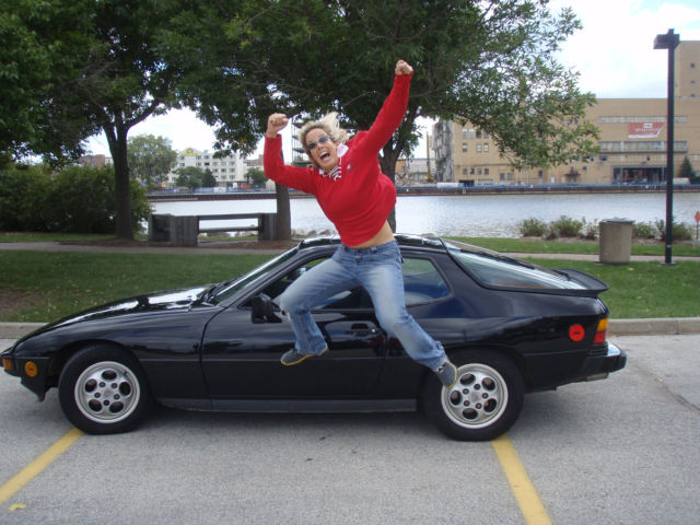 1987 Black, two-door 924S Porsche. Fast and fun! 1987 Porsche 924