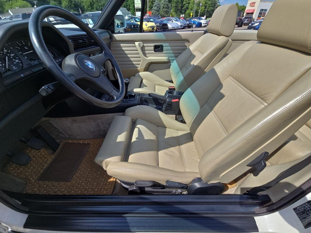 1987 BMW 3-Series 325I CONVERTIBLE 5SPD - photo 3