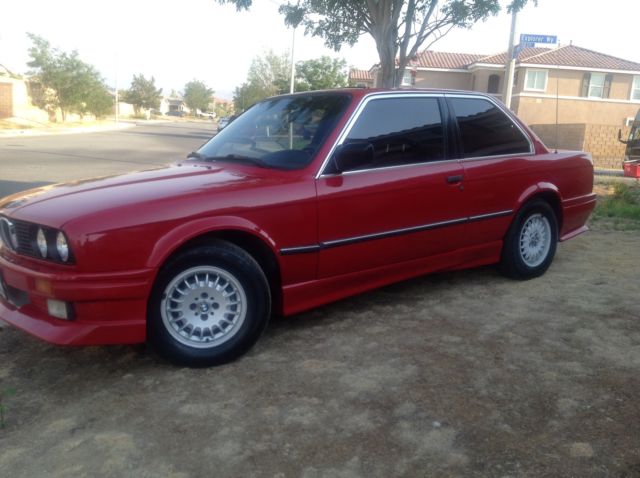 1987 BMW 320i. 1987 BMW 3-Series 320i