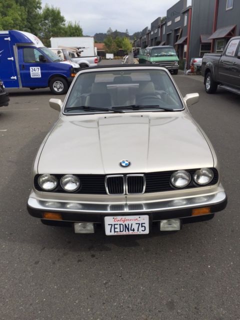 1987 BMW 325i in beautiful condition 1987 BMW 3-Series convertible