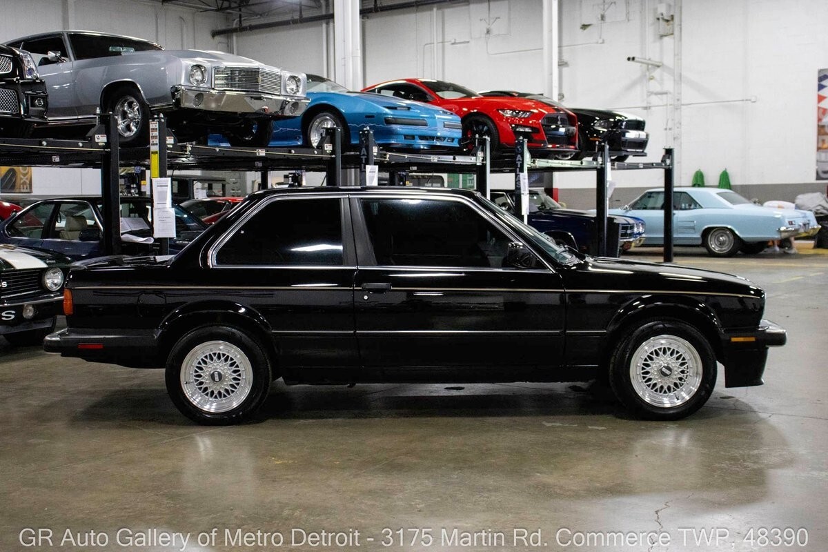 1987 BMW 3-Series - photo 8