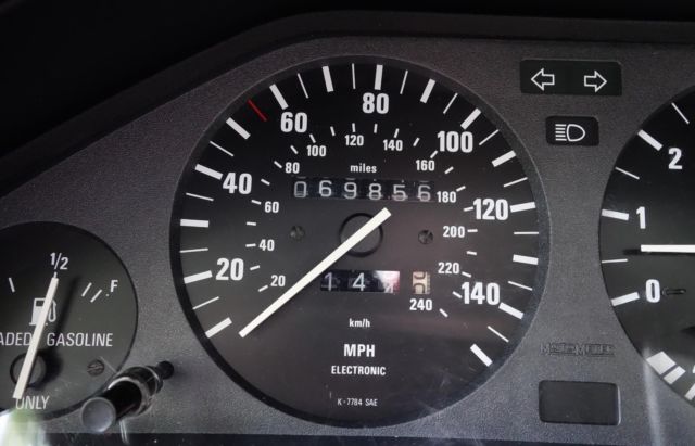 1987 BMW 3-Series 325is - photo 2