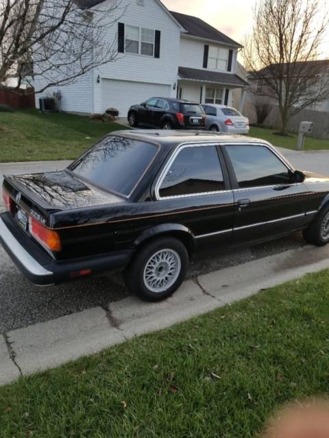 1987 BMW 3-Series 325IS - photo 4