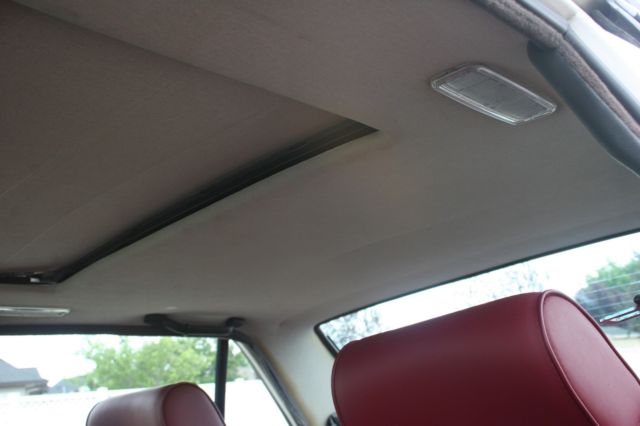 1987 BMW 5-Series Red leather - photo 12