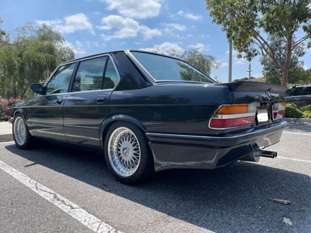 1987 BMW 5-Series IS - photo 3