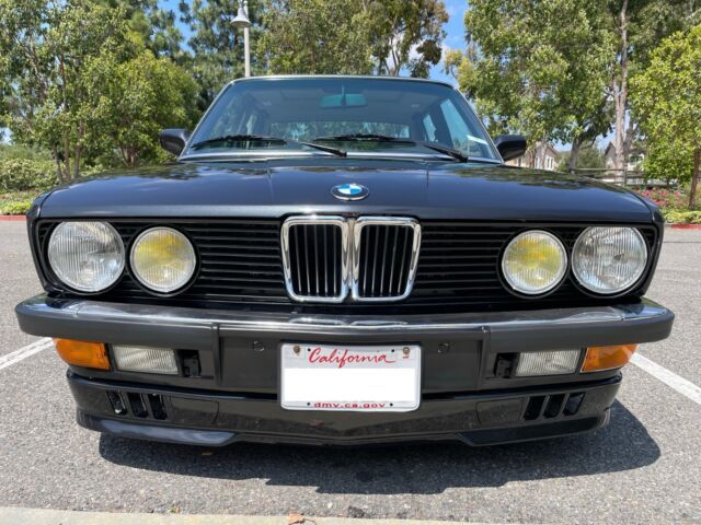 1987 BMW 5-Series IS - photo 6