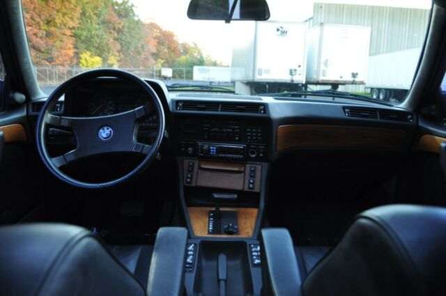 1987 BMW 7-Series - photo 13
