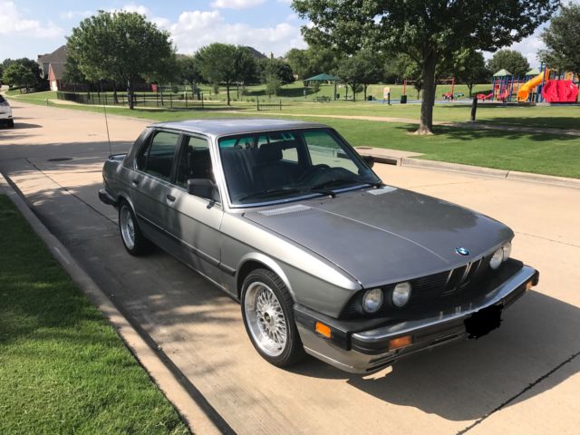 1987 BMW E28 535is 5 Speed Manual RARE FIND ALL ORIGINAL M Tech Spoiler Valance 1987 BMW 5-Series 535is sport
