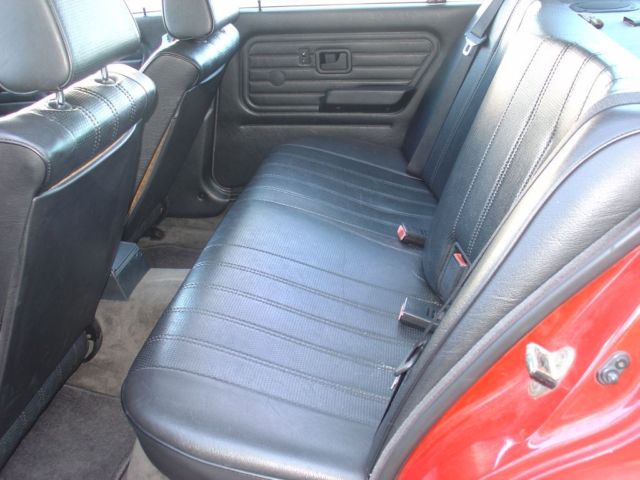 1987 BMW 3-Series Base Sedan 4-Door - photo 2