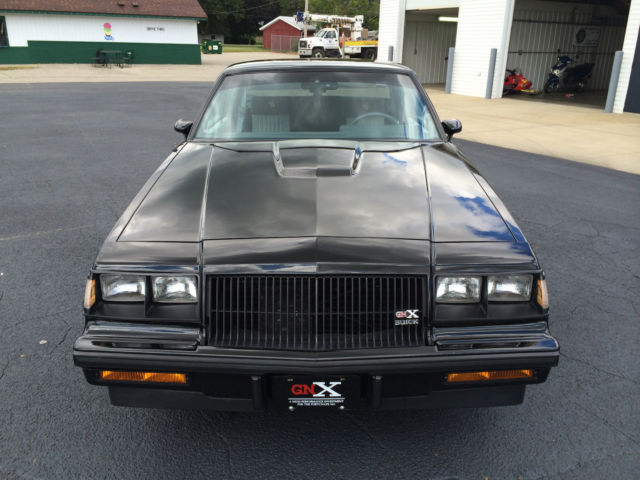 1987 Buick Grand National GNX - photo 4