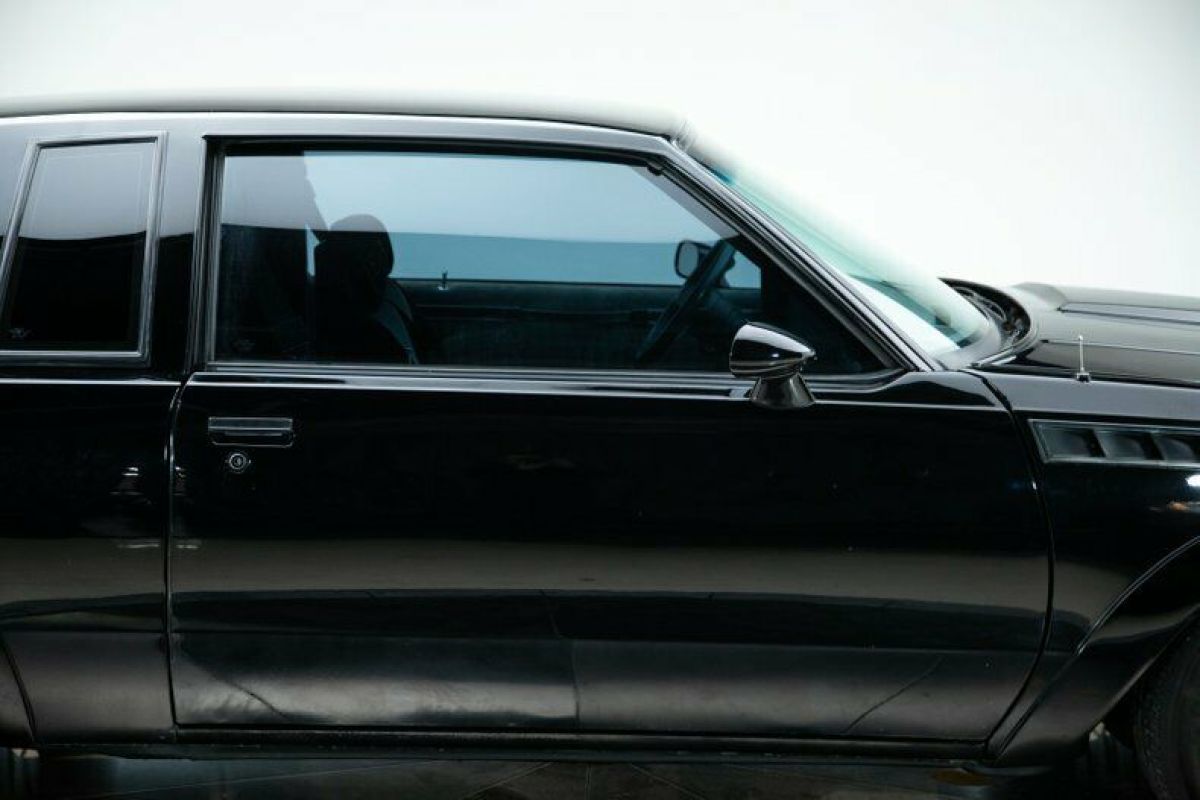 1987 Buick GNX Regal - photo 12